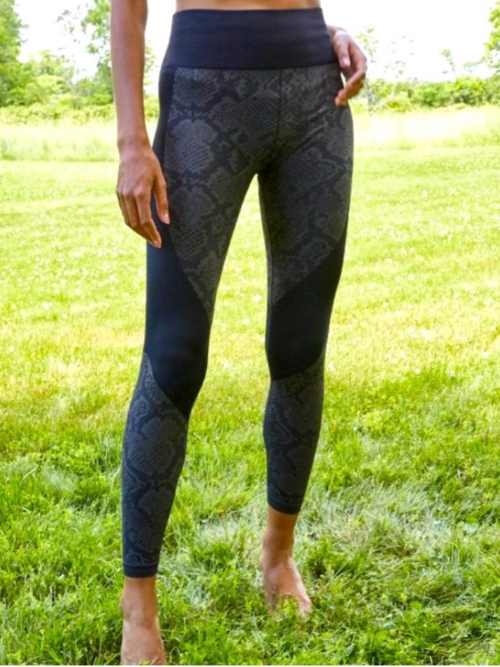 WAP89 {JoyLab} Black Gray Snakeskin Seamless High Rise Skinny Yoga Leggings